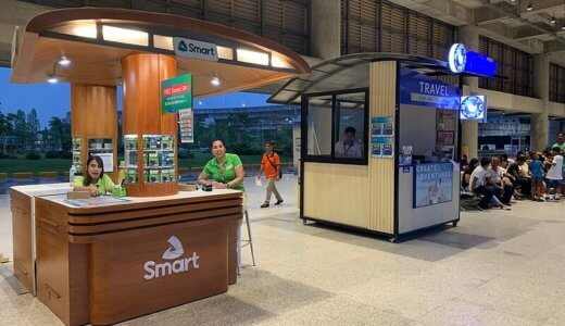 セブマクタン空港のフリーSIM売り場